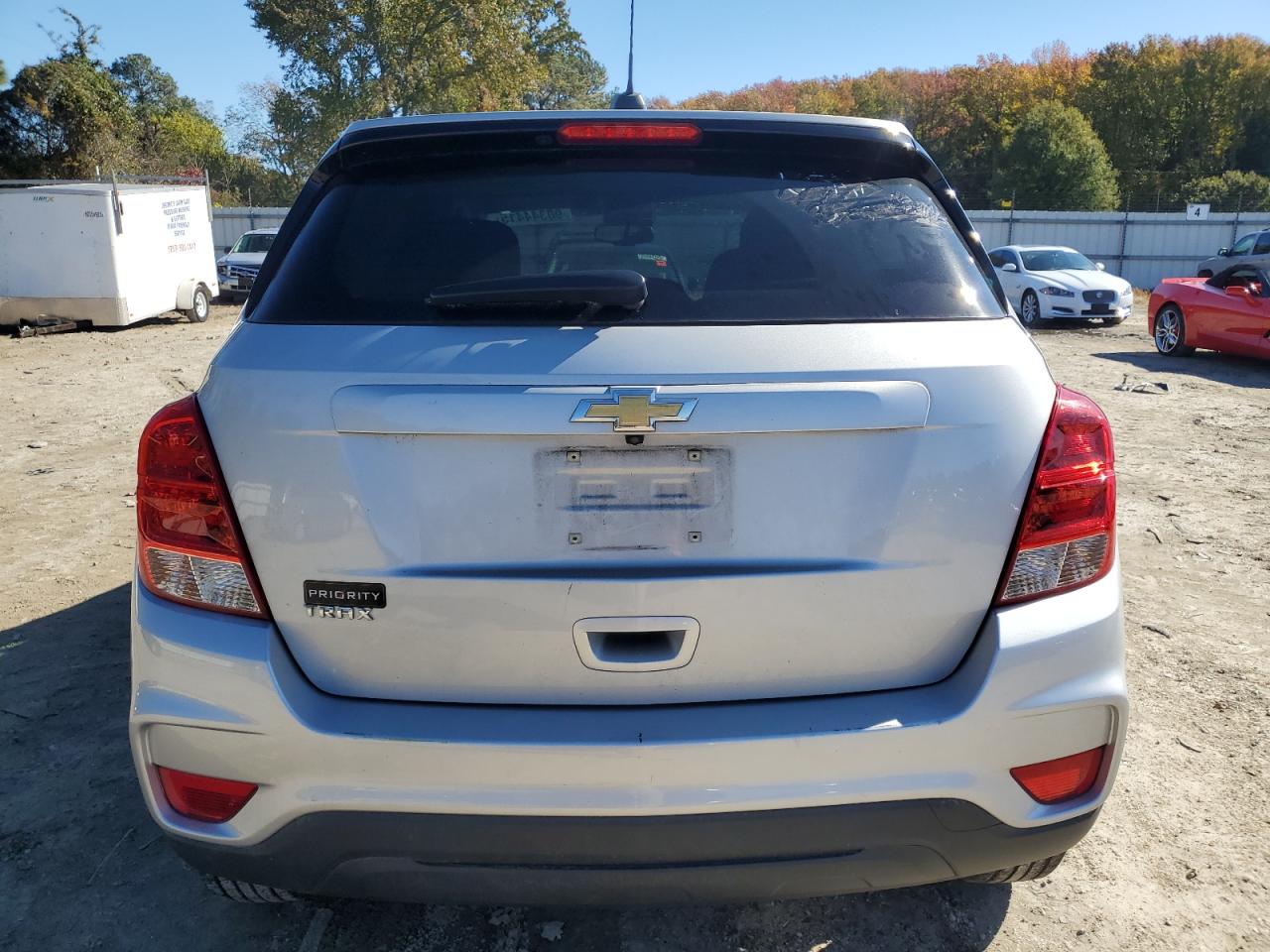 Chevrolet Trax Ls Image 5