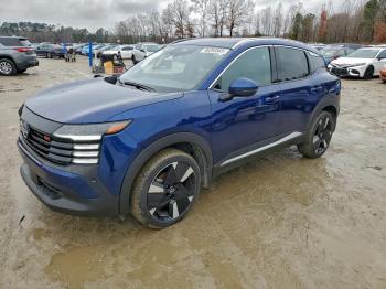  Salvage Nissan Kicks