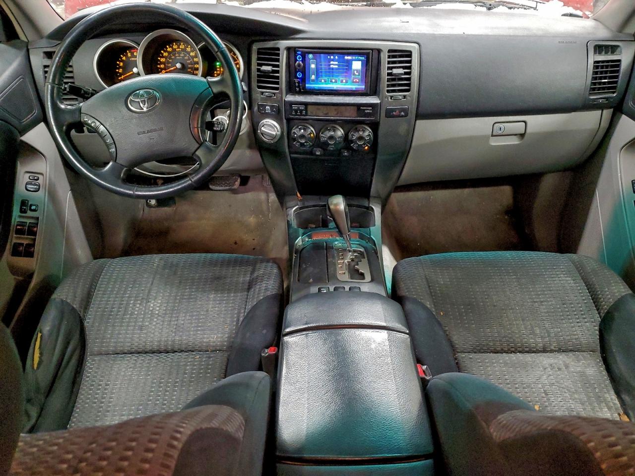 Toyota 4Runner Sr5 Image 11