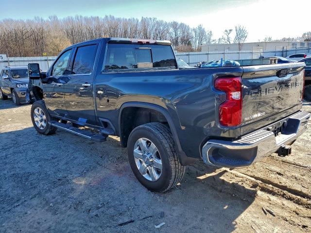 Chevrolet Silverado K3500 Ltz Image 11
