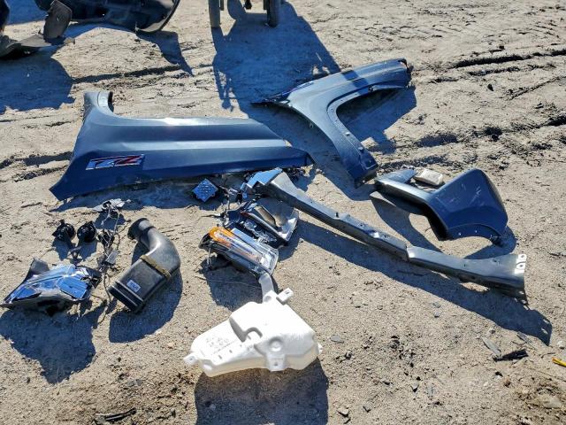 Chevrolet Silverado K3500 Ltz Image 2