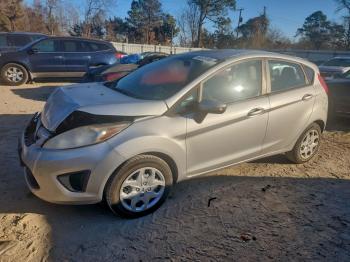  Salvage Ford Fiesta
