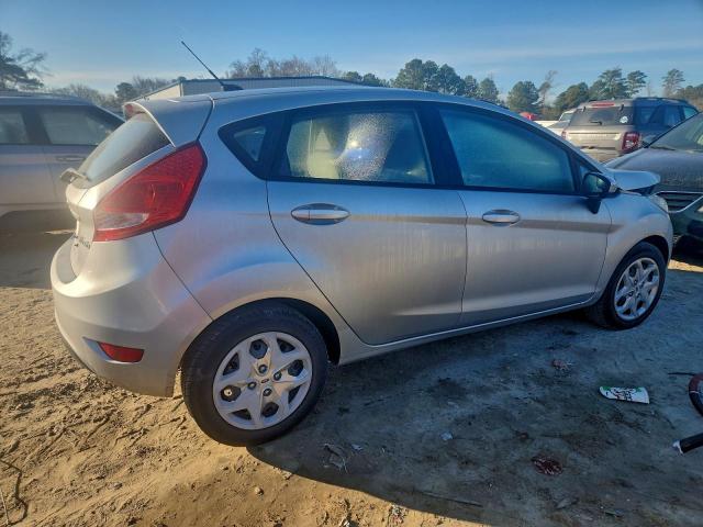Ford Fiesta Se Image 8