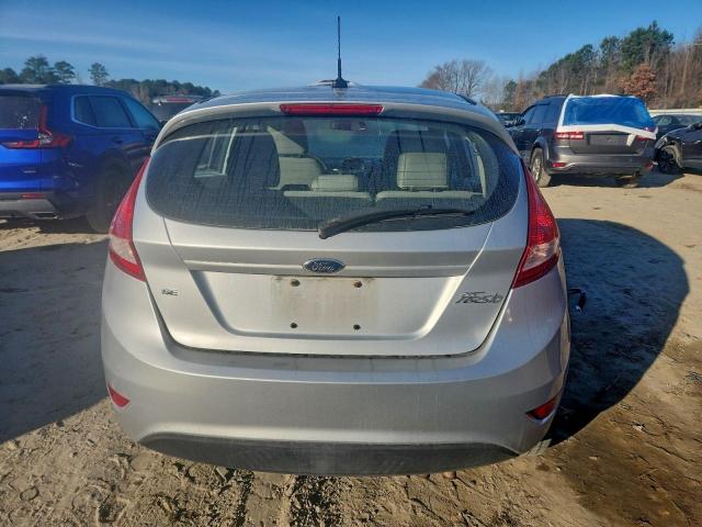 Ford Fiesta Se Image 9