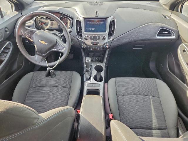 Chevrolet Cruze Lt Image 2