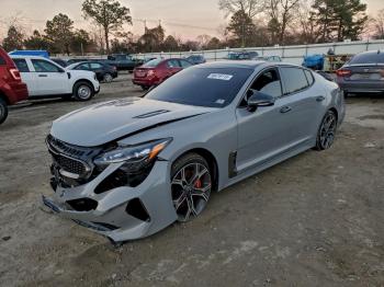  Salvage Kia Stinger