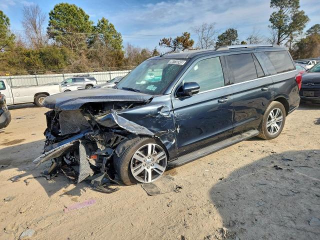  Salvage Ford Expedition
