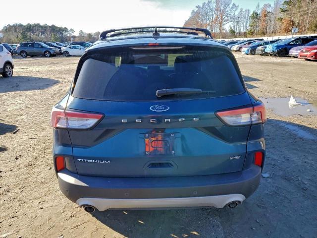 Ford Escape Titanium Image 12