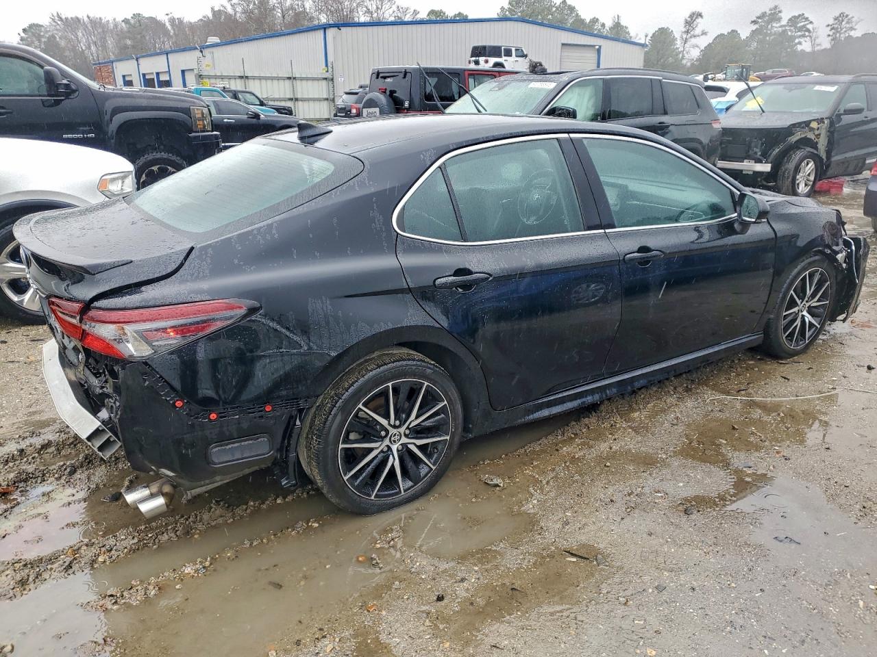 Toyota Camry Se Image 4