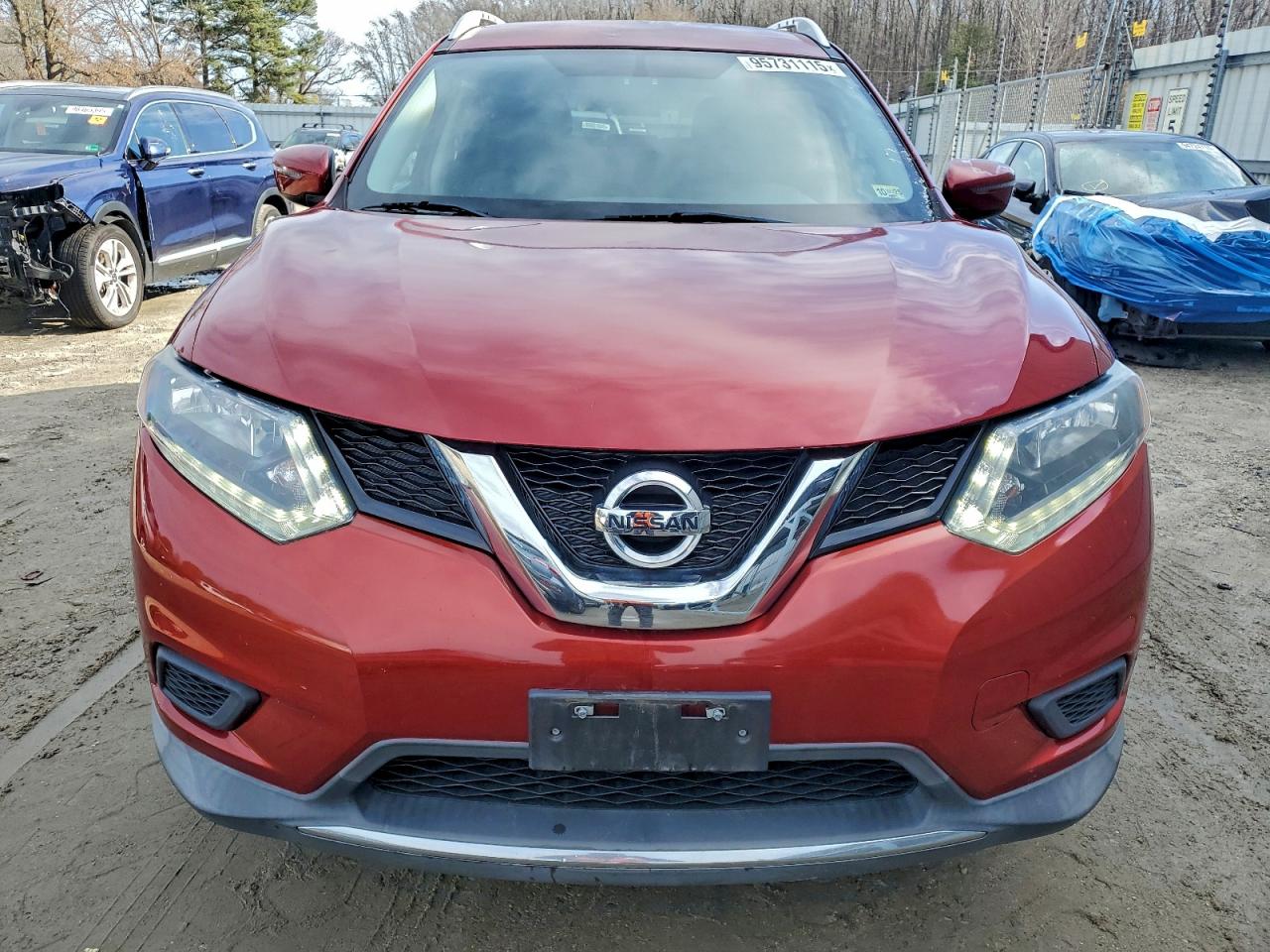 Nissan Rogue S Image 5