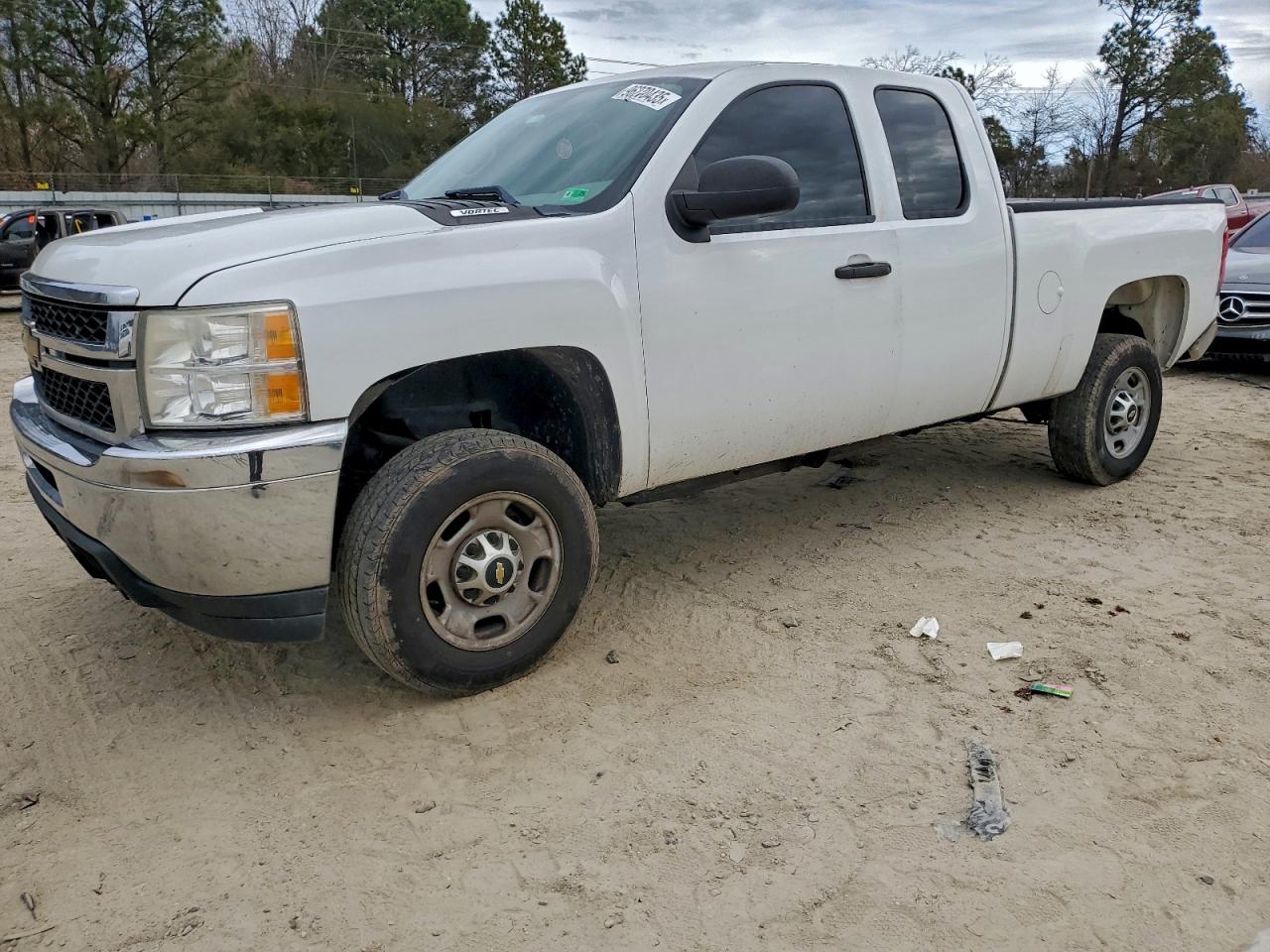 Chevrolet Silverado K2500 Heavy Duty Image 10