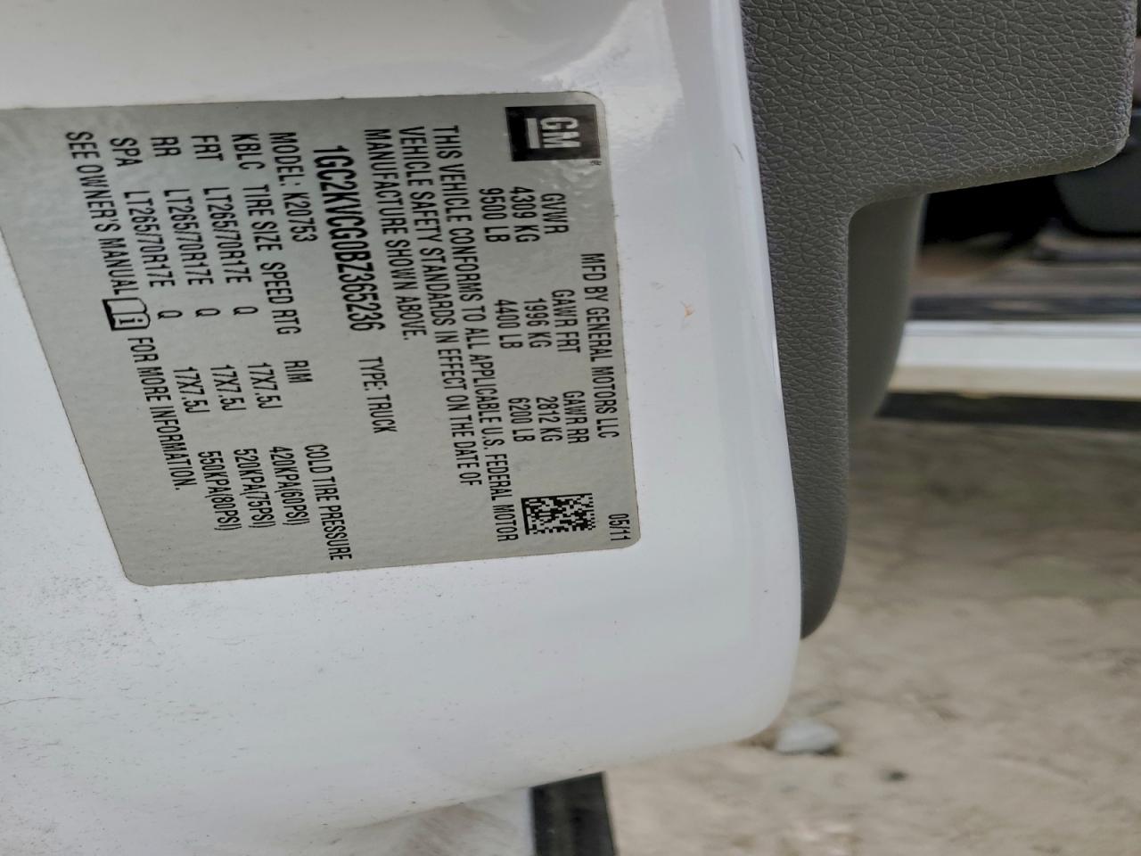 Chevrolet Silverado K2500 Heavy Duty Image 8