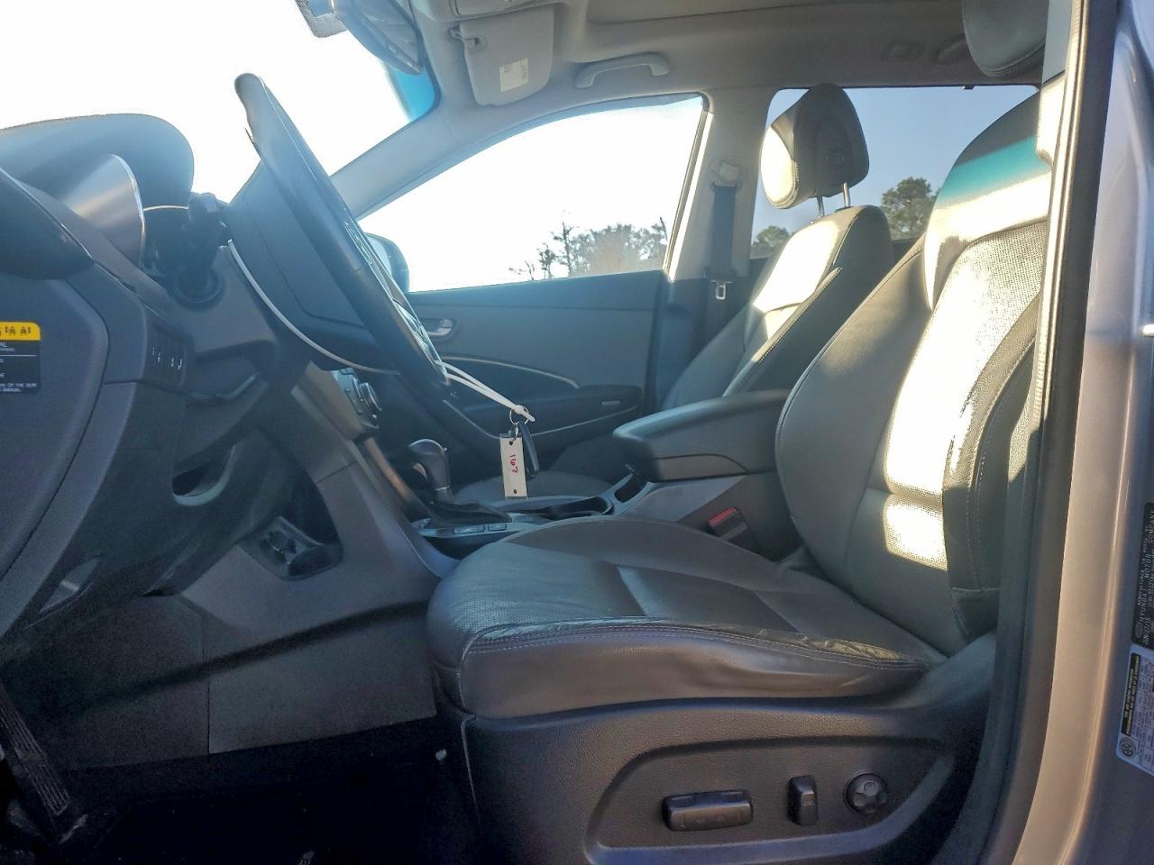 Hyundai SANTA FE Se Ultimate Image 3