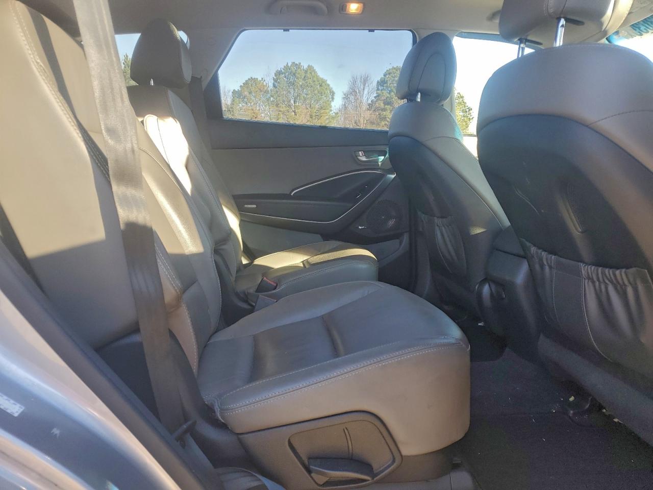 Hyundai SANTA FE Se Ultimate Image 9