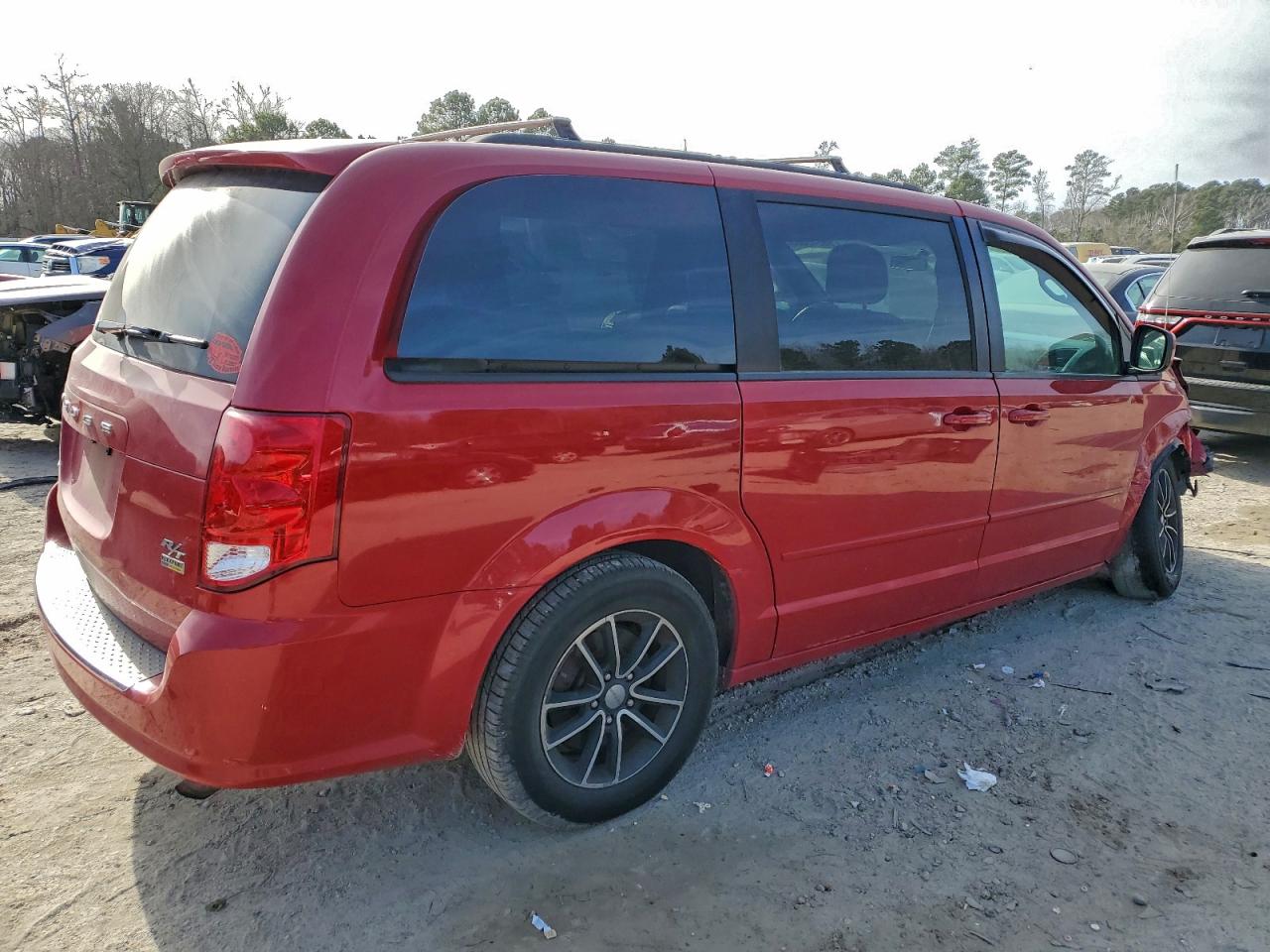 Dodge Caravan R/t Image 2