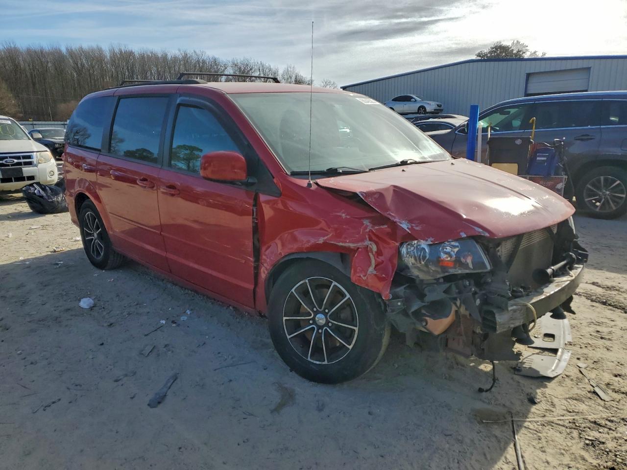 Dodge Caravan R/t Image 3