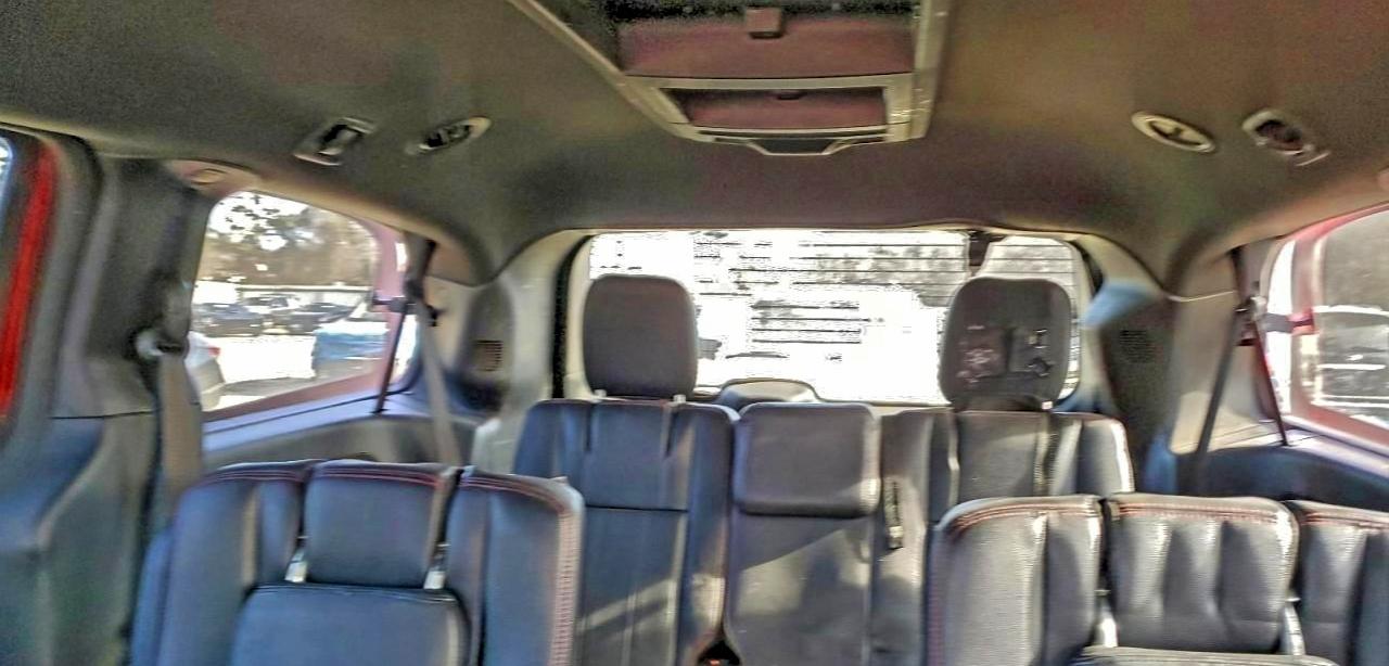 Dodge Caravan R/t Image 6
