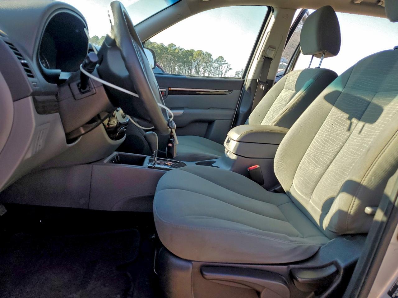 Hyundai SANTA FE Gls Image 3