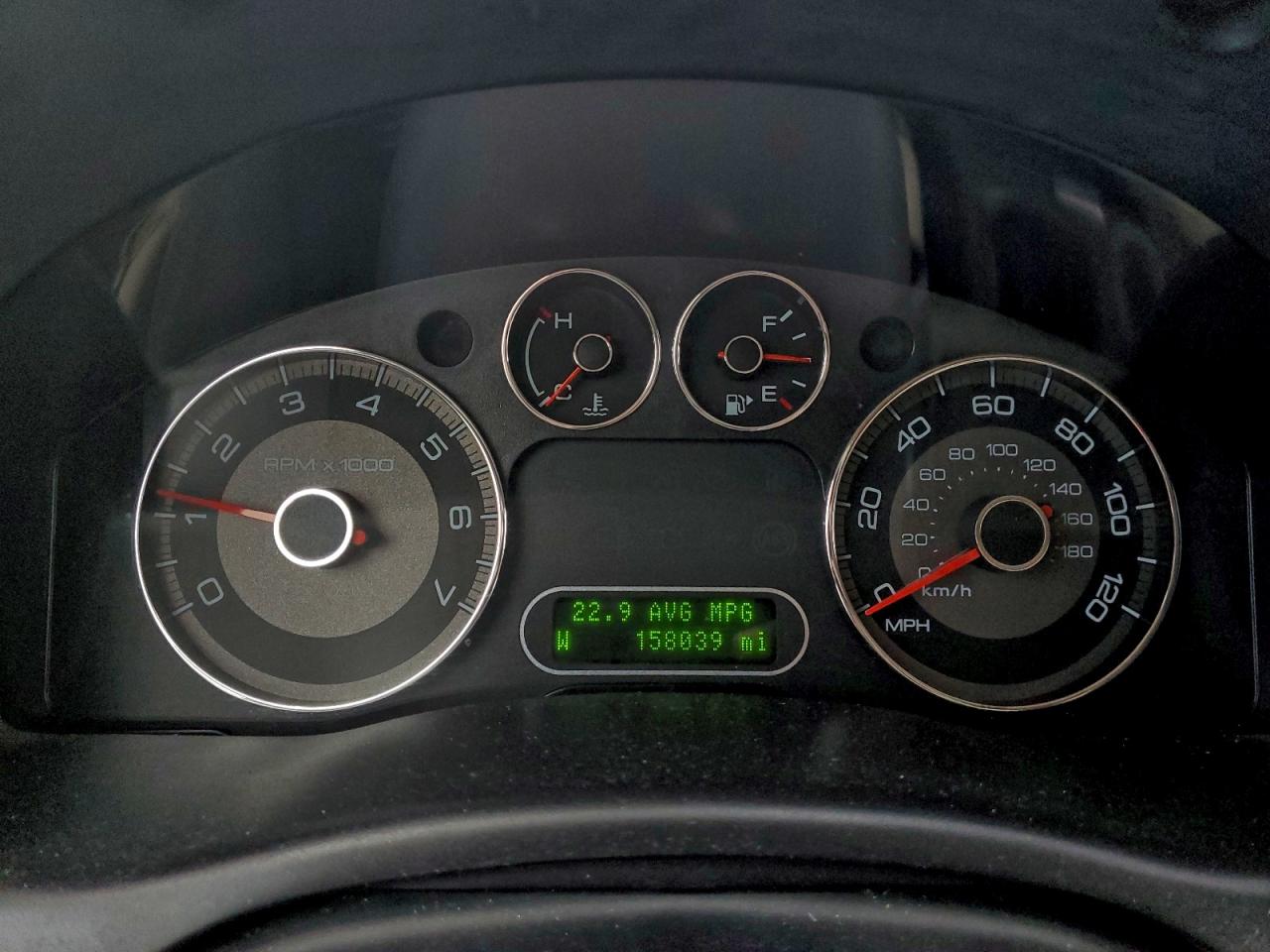 Ford Taurus Sel Image 10