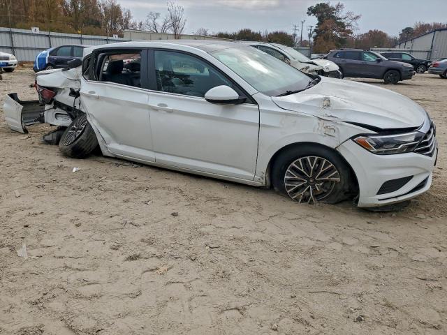 Volkswagen Jetta S Image 10