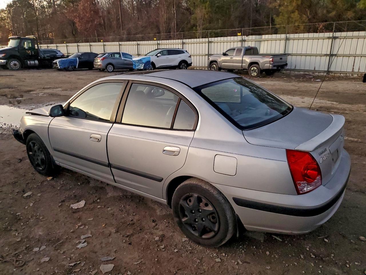 Hyundai ELANTRA Gls Image 5