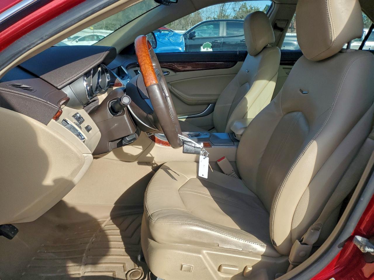 Cadillac CTS Luxury Collection Image 6