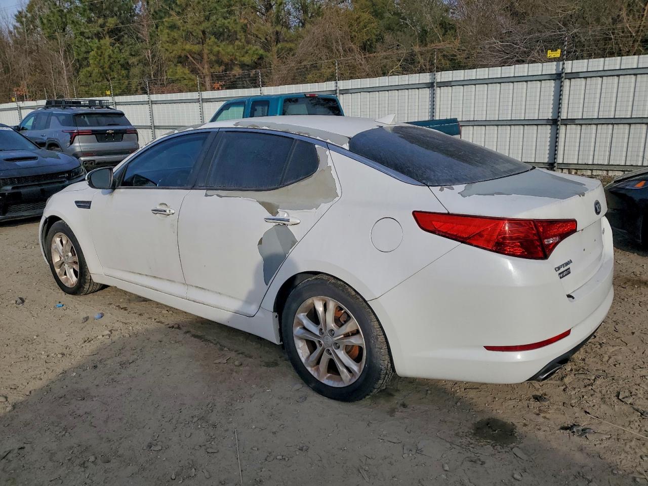 Kia Optima Ex Image 2