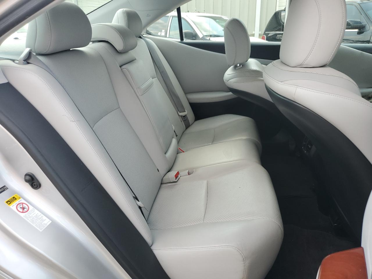 Lexus Hs 250h Image 12