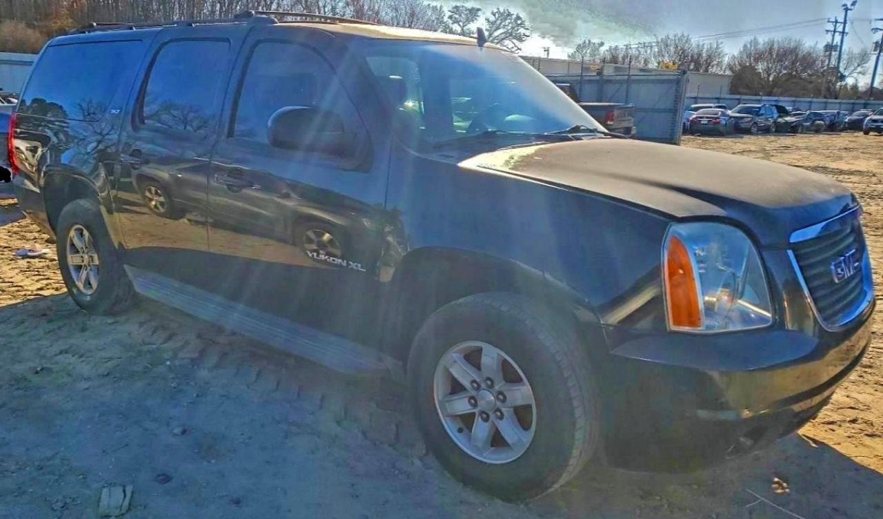 GMC Yukon C1500 Slt Image 2