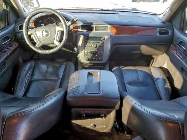 GMC Yukon C1500 Slt Image 8