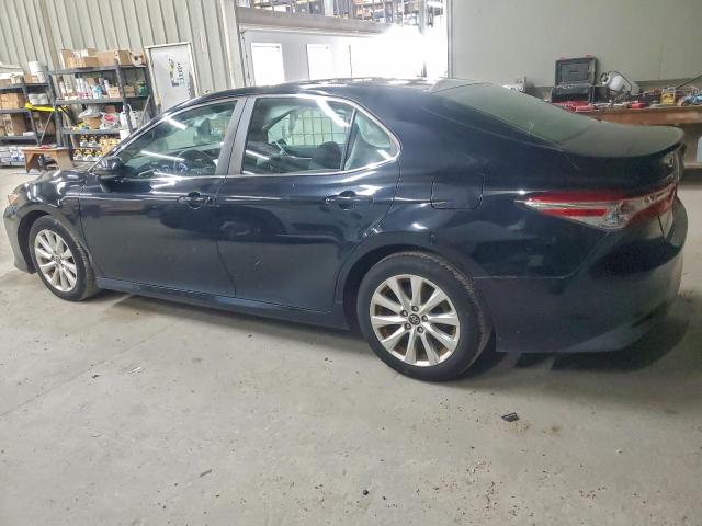 Toyota Camry L Image 2