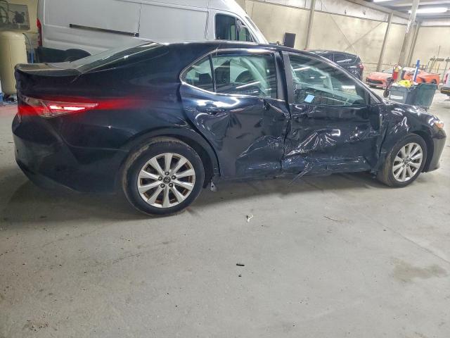 Toyota Camry L Image 4