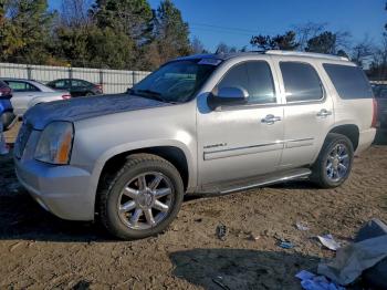  Salvage GMC Yukon