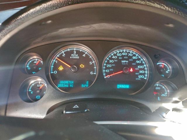 GMC Yukon Denali Image 12