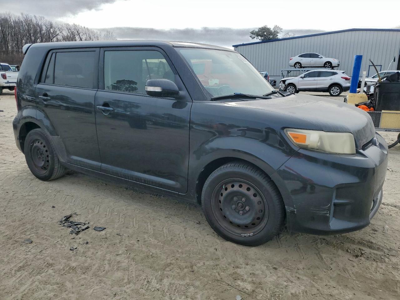 Toyota Scion Image 11