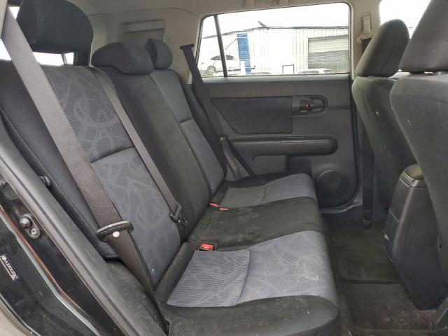 Toyota Scion Image 4