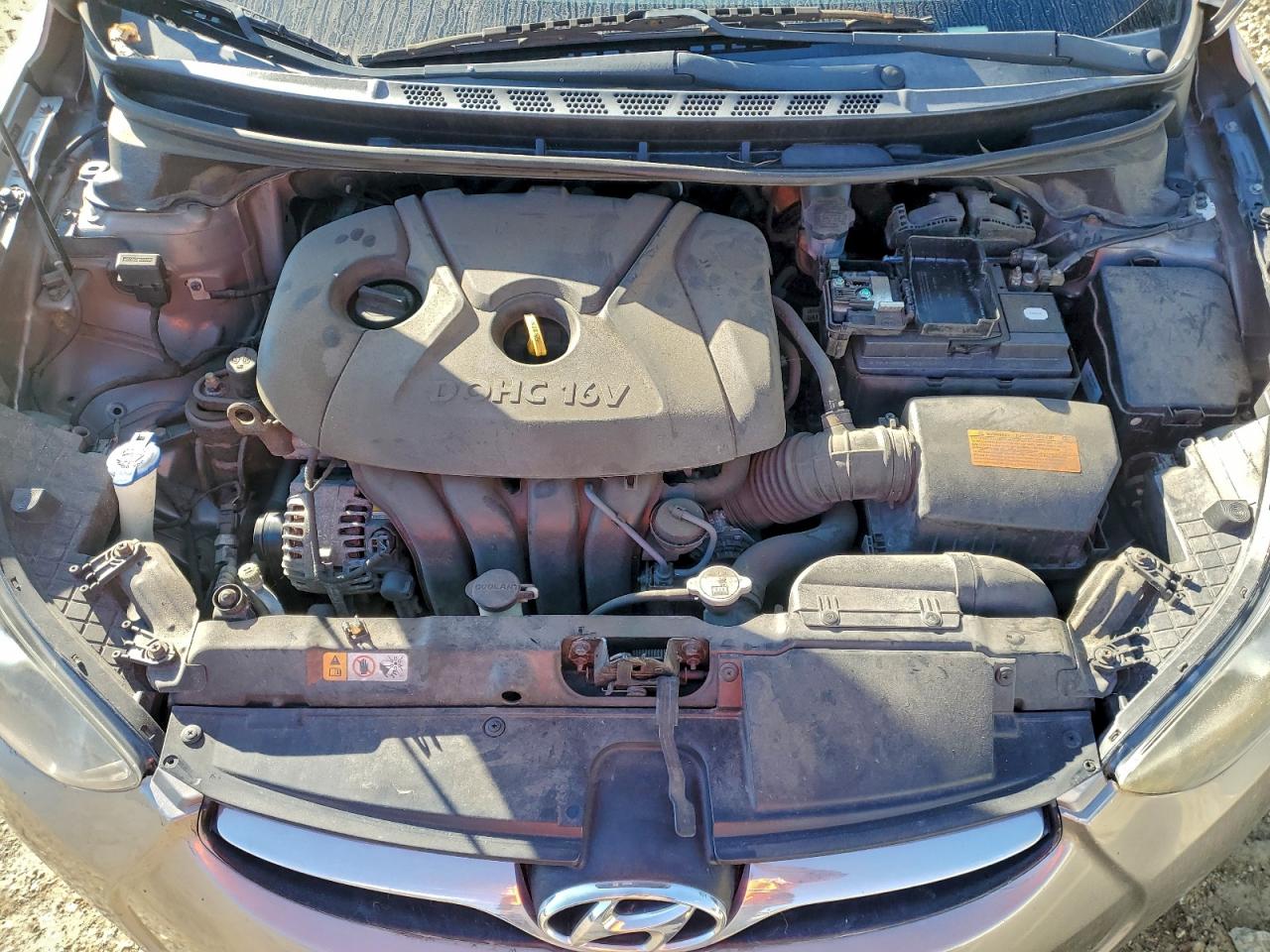 Hyundai ELANTRA Gls Image 6