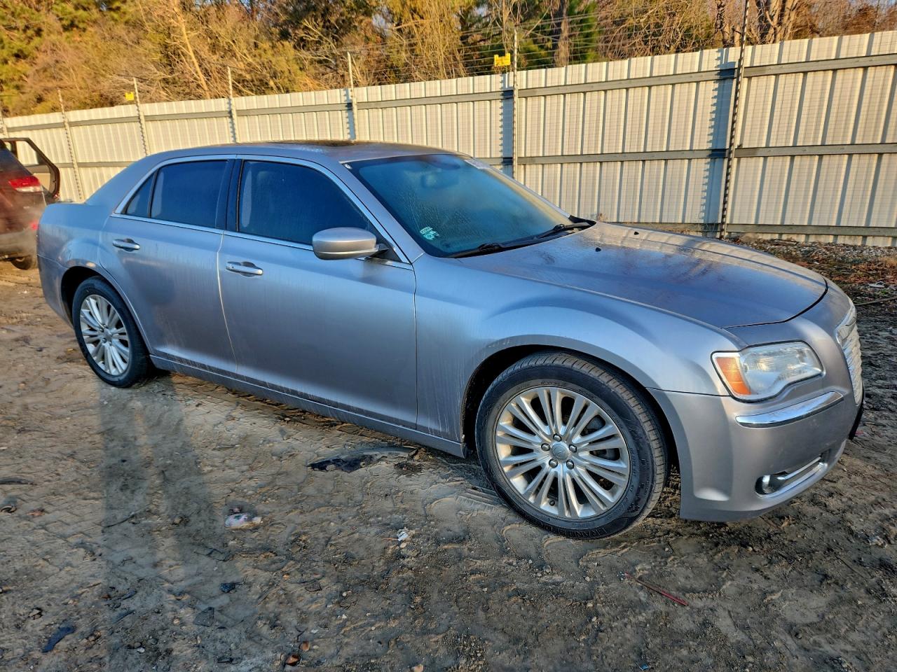 Chrysler 300 Image 4