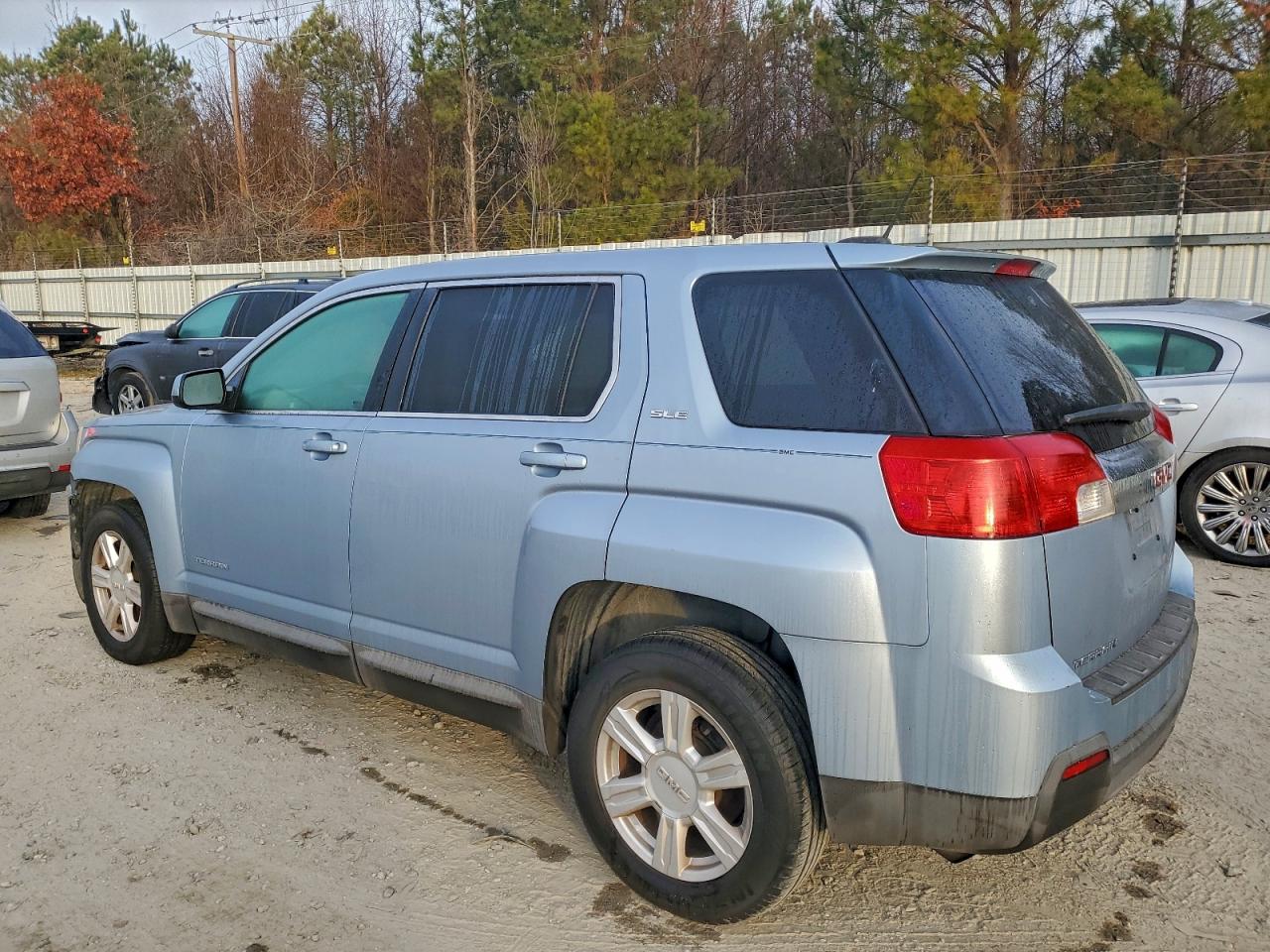 GMC Terrain Sle Image 2