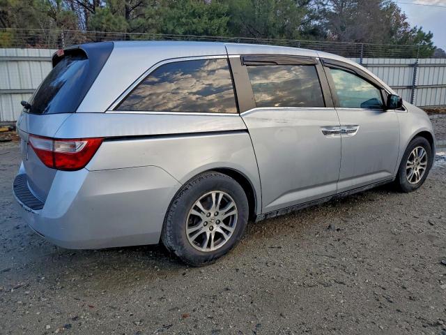 Honda Odyssey Exl Image 8