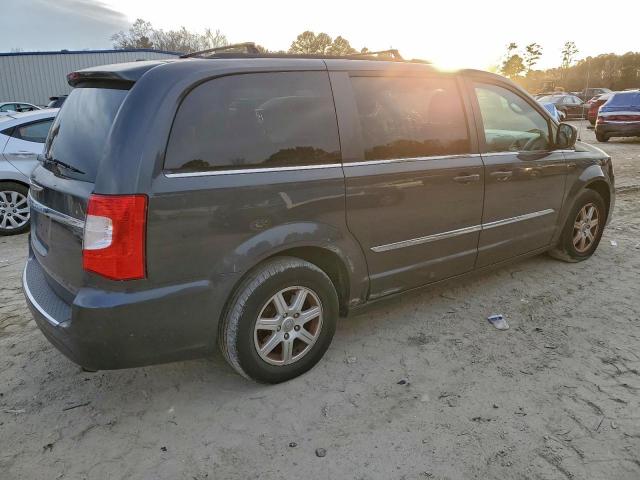 Chrysler Minivan Touring Image 5