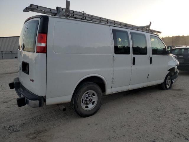 GMC Savana G2500 Image 8