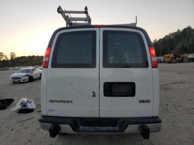 GMC Savana G2500 Image 4